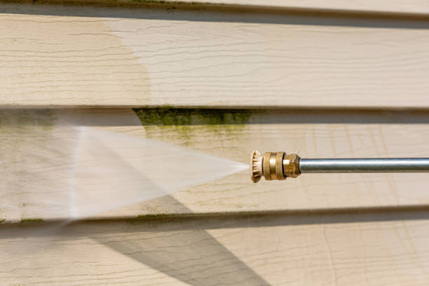 Why Choose Our Certified Pressure Washing Experts for Your Project Needs in Tamiami, FL?